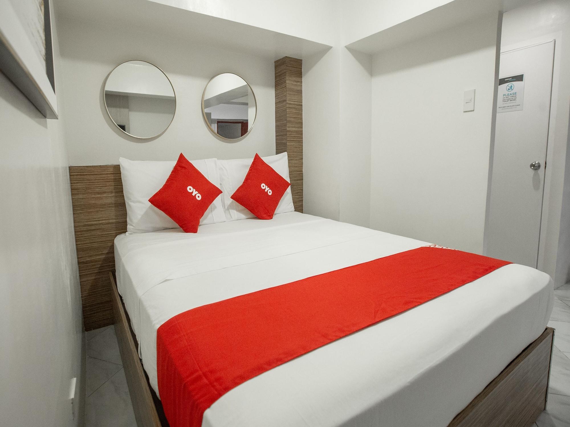 Circuit Hostel Makati City Exterior photo